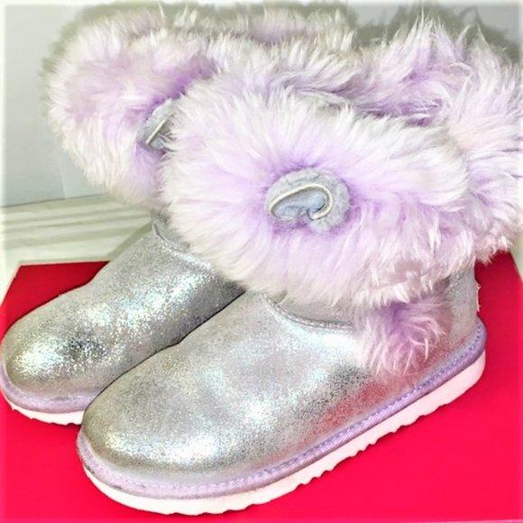 UGG Suede Classic II Boots Bow Mini - Picture 1 of 7